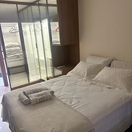 Apartamento De Alto Padrao Com Piscina Brasília Luaran gambar